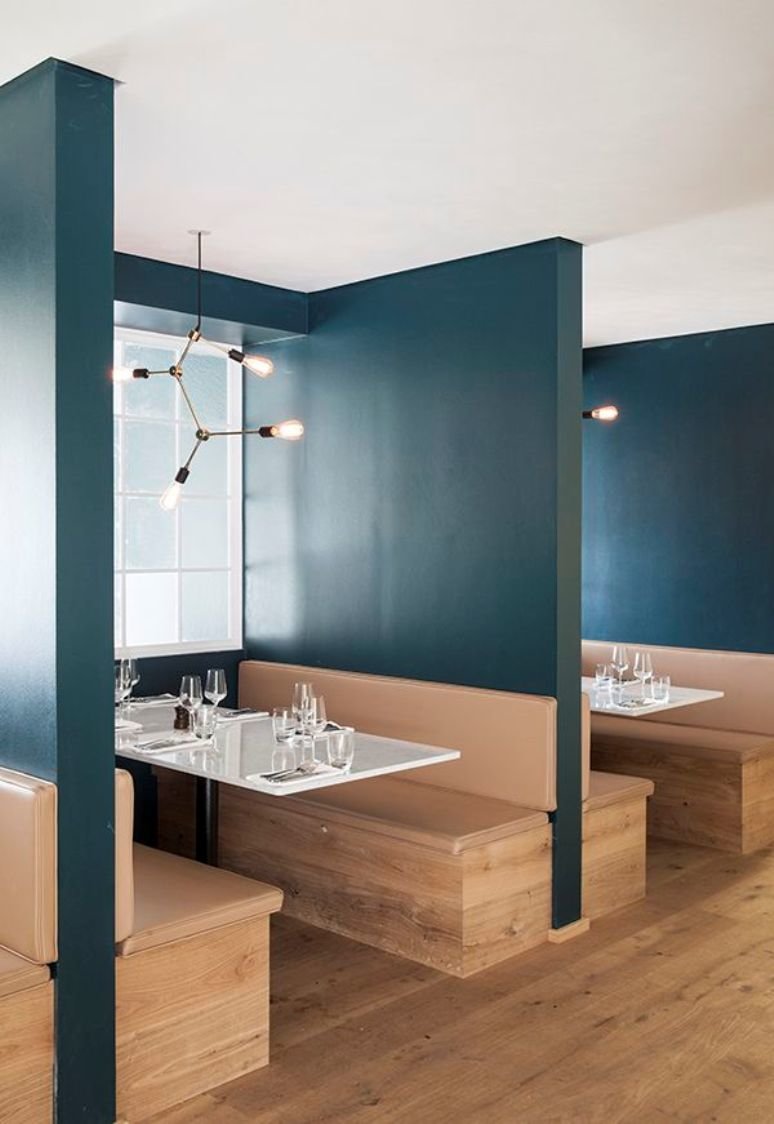 Un restaurante escandinavo sencillamente elegante