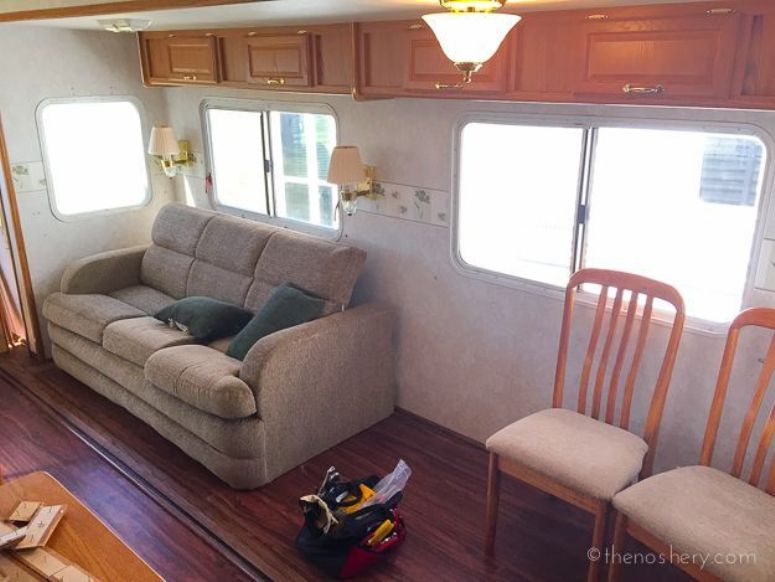 Una caravana llena de ideas para espacios pequeños