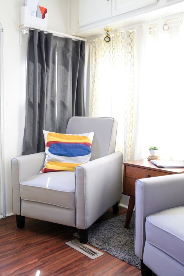 Una caravana llena de ideas para espacios pequeños