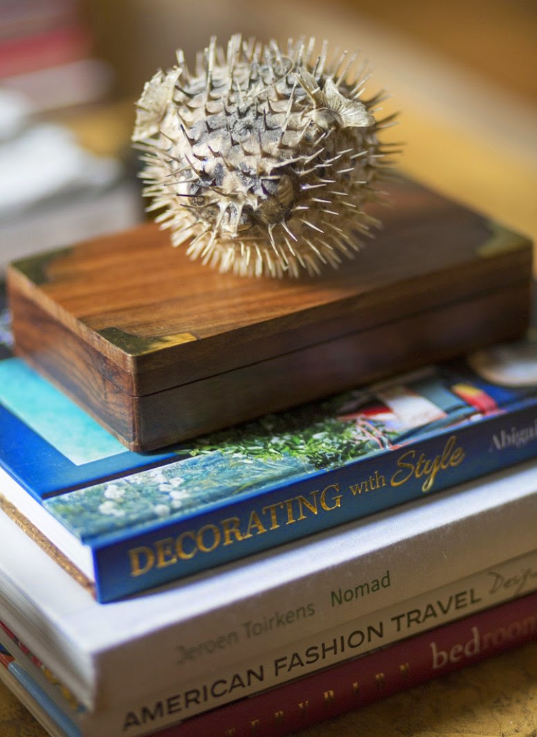 Una decoración masculina que juega con los claroscuros