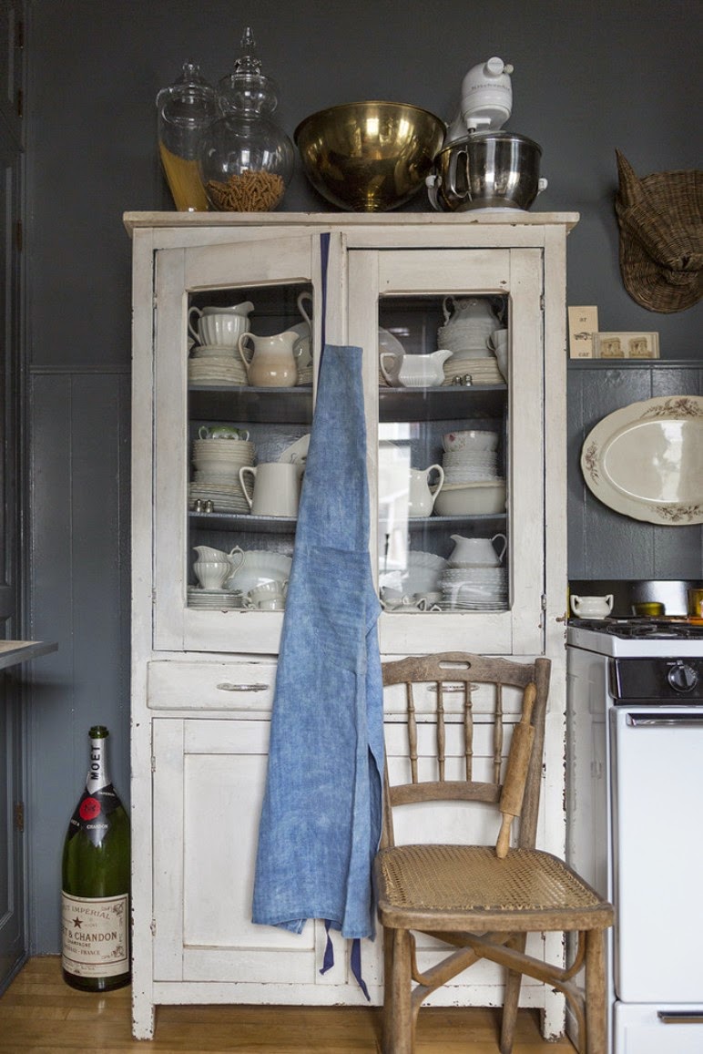 Una decoración masculina que juega con los claroscuros