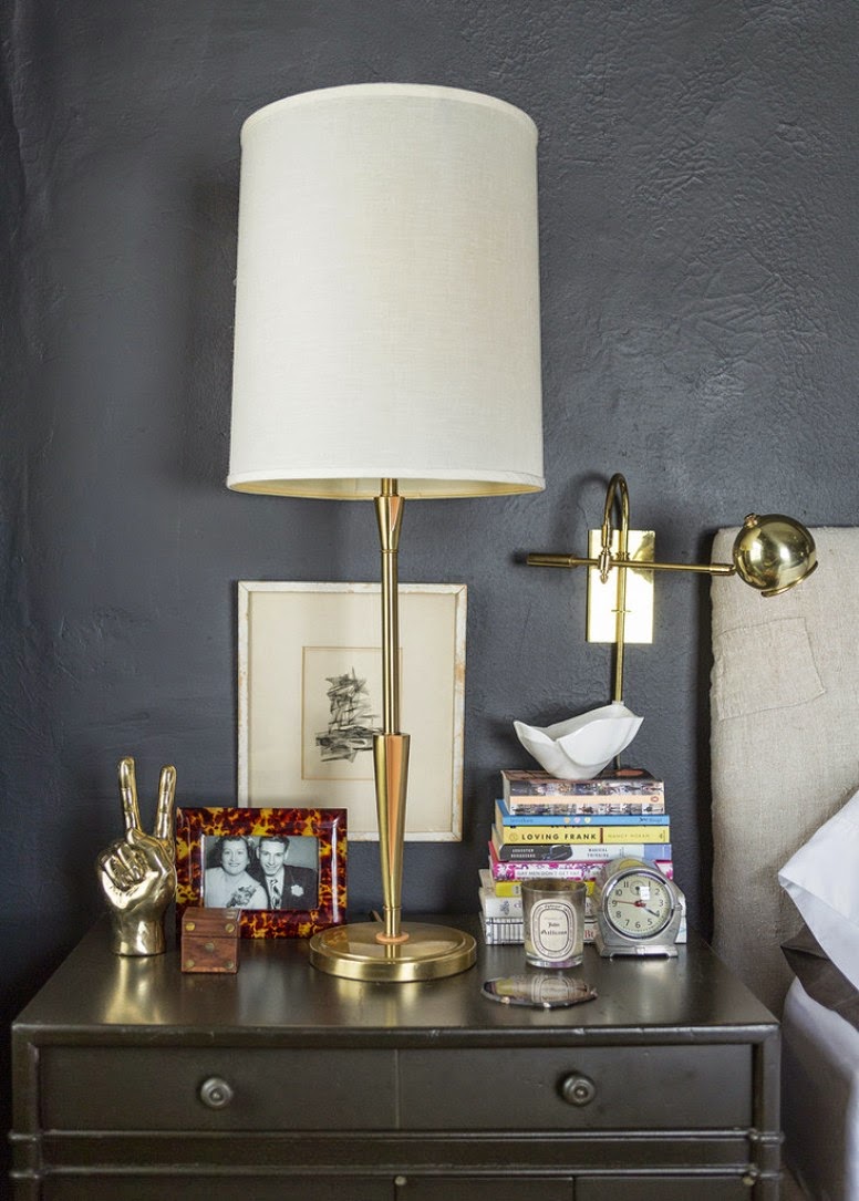 Una decoración masculina que juega con los claroscuros