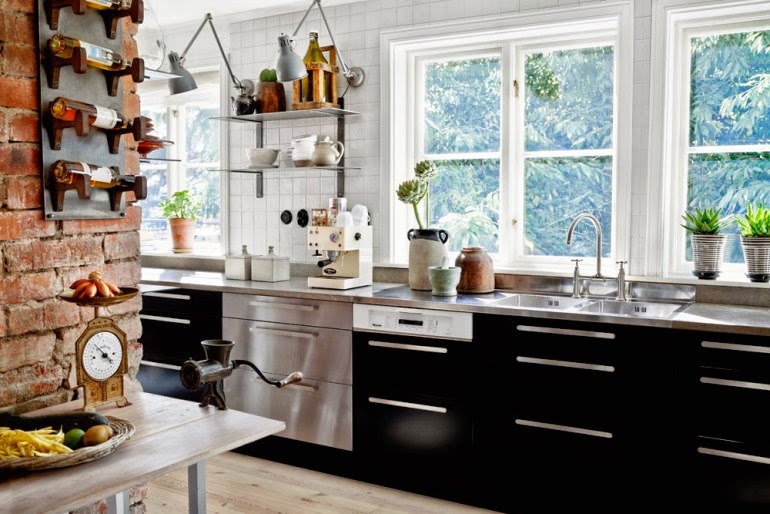 Una casa junto al lago