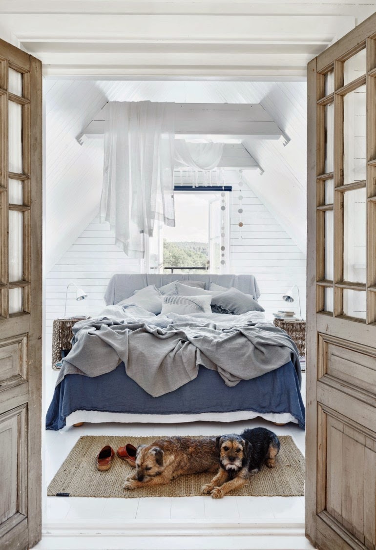 Una casa junto al lago