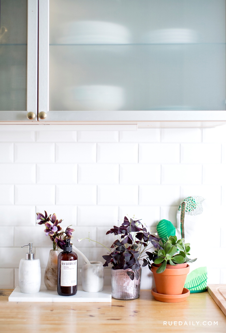 Un apartamento noruego soleado y suave