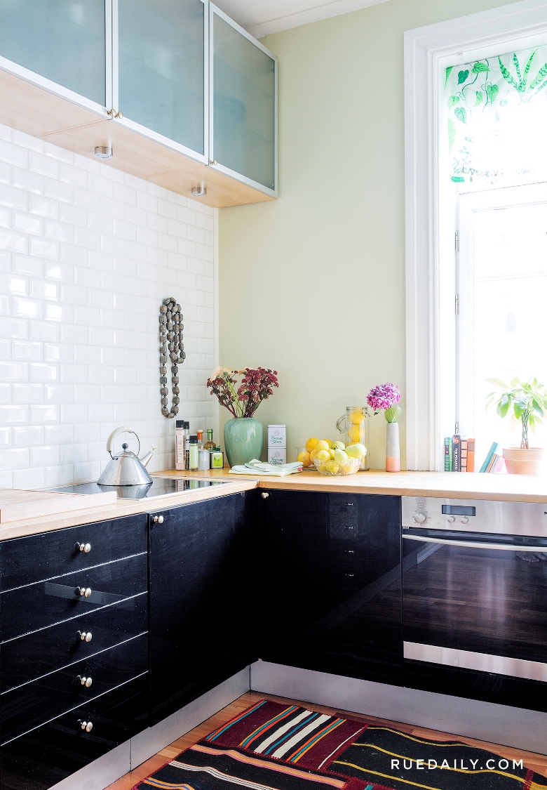 Un apartamento noruego soleado y suave