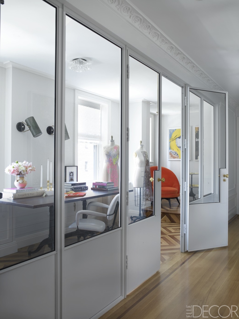 Un apartamento lleno de glamour y un toque de dramatismo