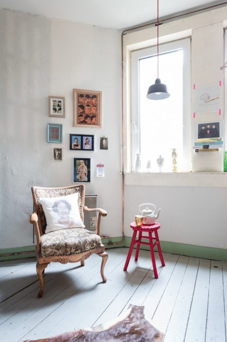 Muebles decadentes y de colores en una casa llena de inspiración