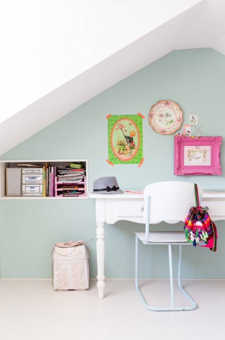 Muebles decadentes y de colores en una casa llena de inspiración