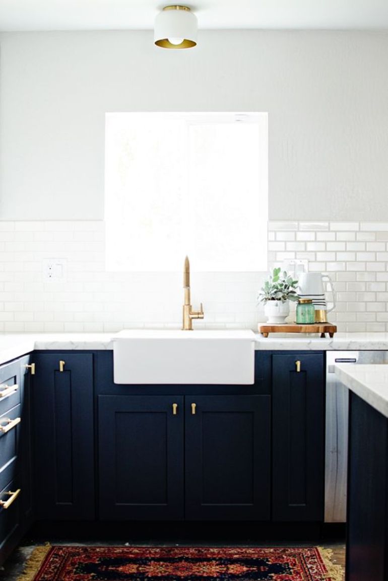 Cómo reutilizar unas puertas de cocina de madera maciza