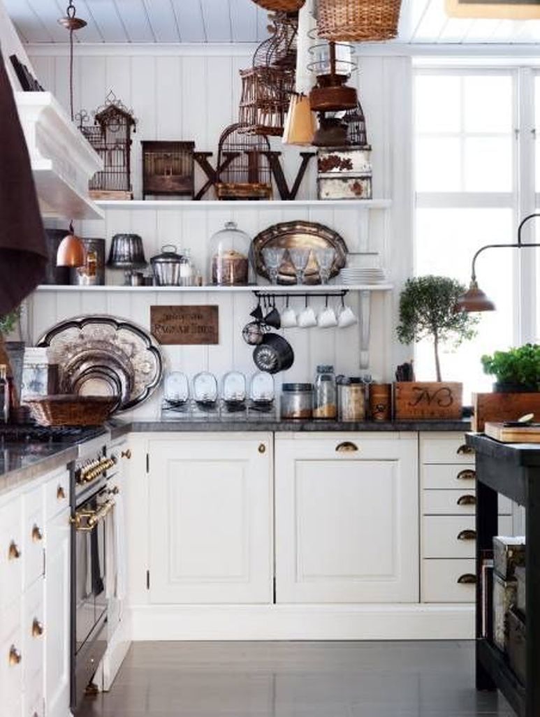 Cómo reutilizar unas puertas de cocina de madera maciza