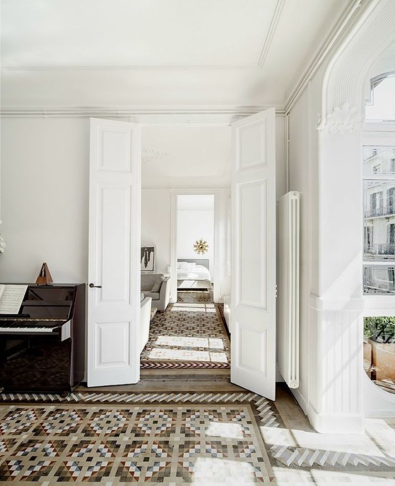 Renovar las puertas de casa con color