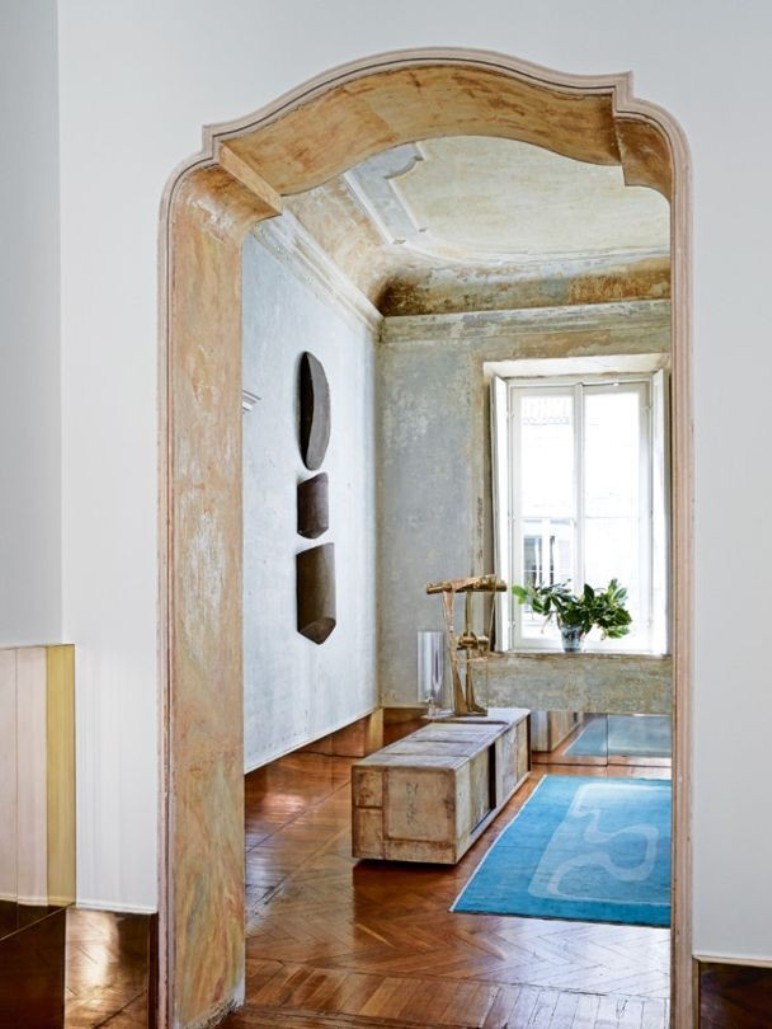 Un palazzo milanés donde arte y arquitectura pueden respirar