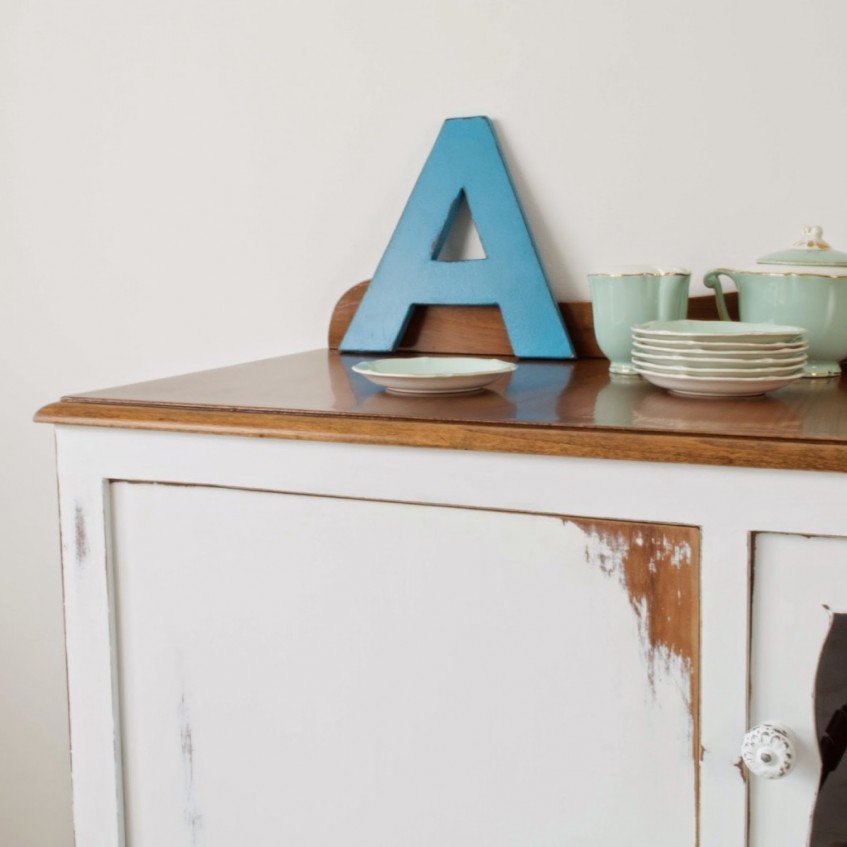 Cómo restaurar un aparador con la técnica del decapé