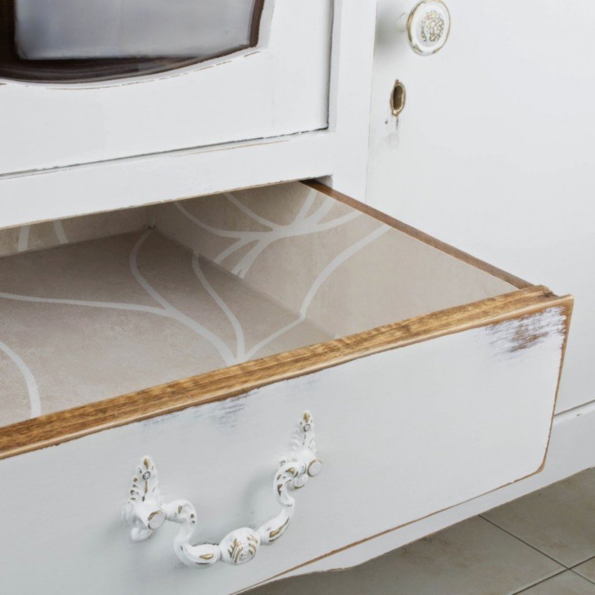 Cómo restaurar un aparador con la técnica del decapé