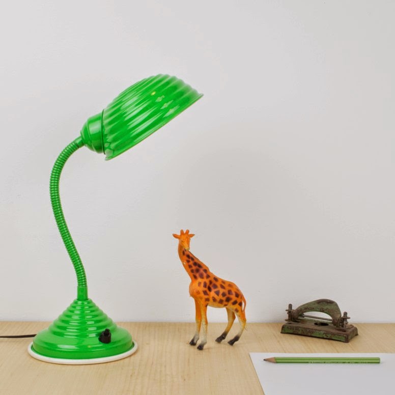 Una habitación infantil ecléctica y vintage