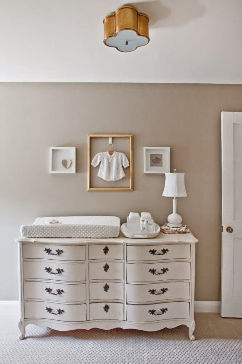 Una habitación infantil ecléctica y vintage