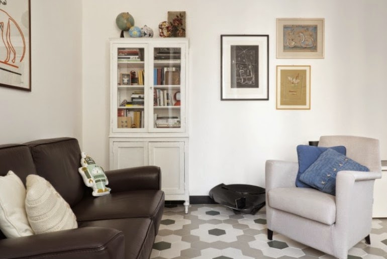 El paraíso de los coleccionistas de sillas y de suelos hidráulicos