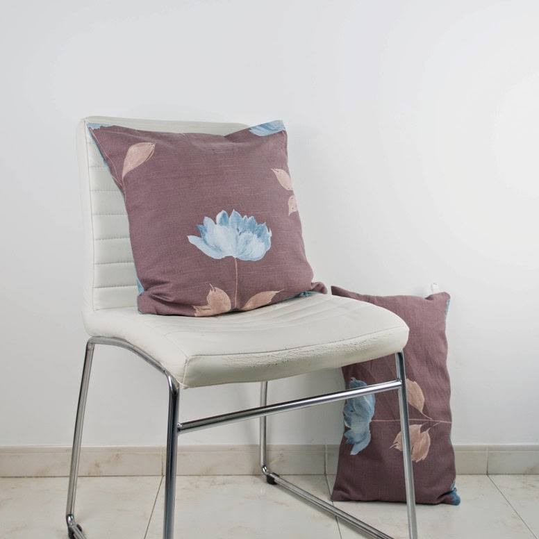 Un apartamento fresco en blanco y madera