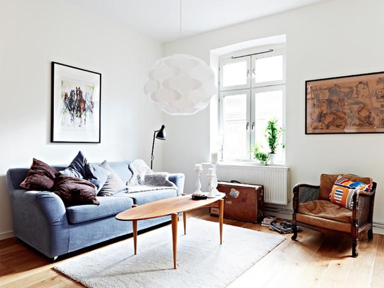 Un apartamento fresco en blanco y madera