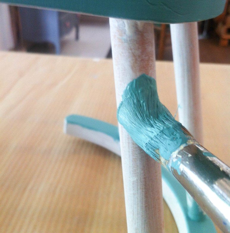 Cómo renovar un viejo caballito balancín