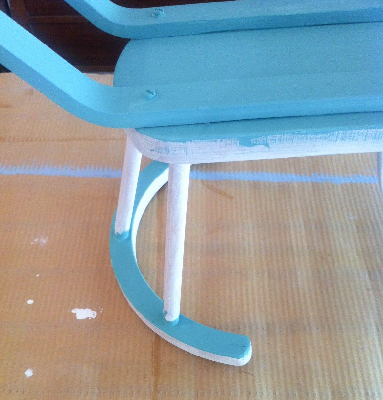 Cómo renovar un viejo caballito balancín