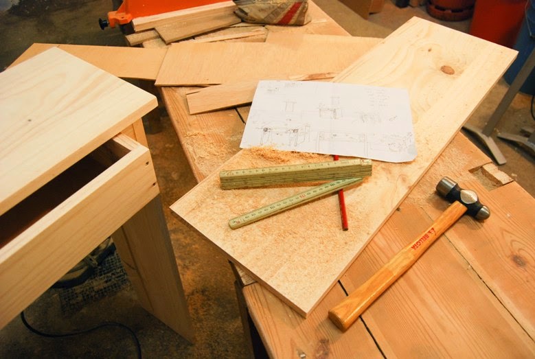 Cómo hacer un mueble recibidor para esconder un radiador