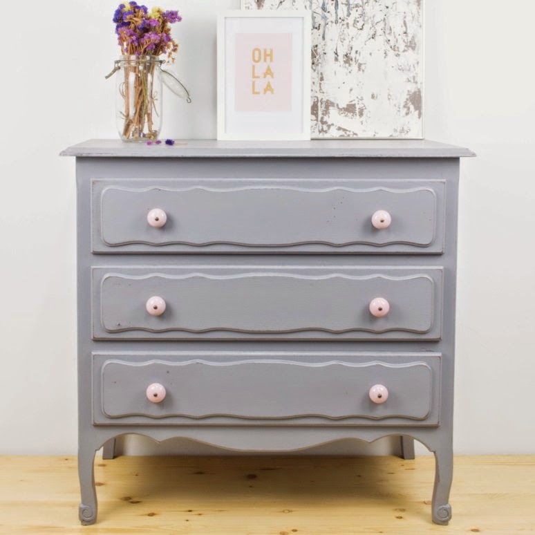 Cómo transformar una cómoda demasiado seria