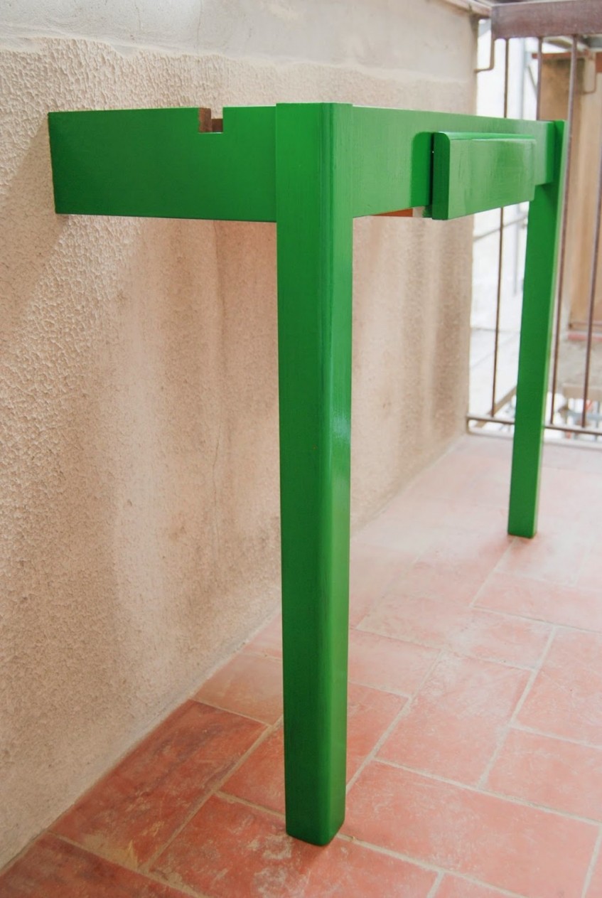 Cómo sacar provecho de una antigua mesa de cocina de los años 70