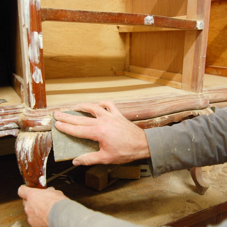 Vitrina Elisenda en verde y rosa