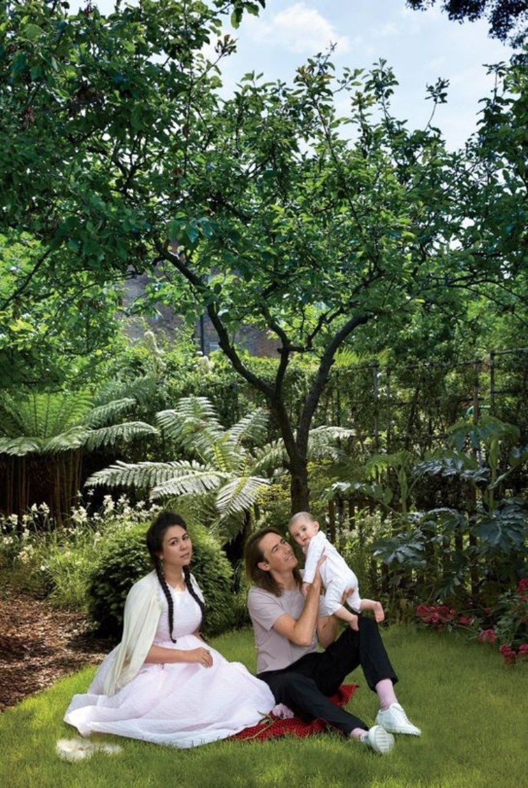 Arte y libros para una casa elegante y creativa