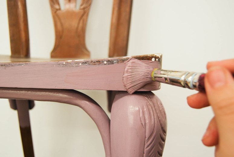 Cómo transformar una silla clásica en una bohemia y femenina