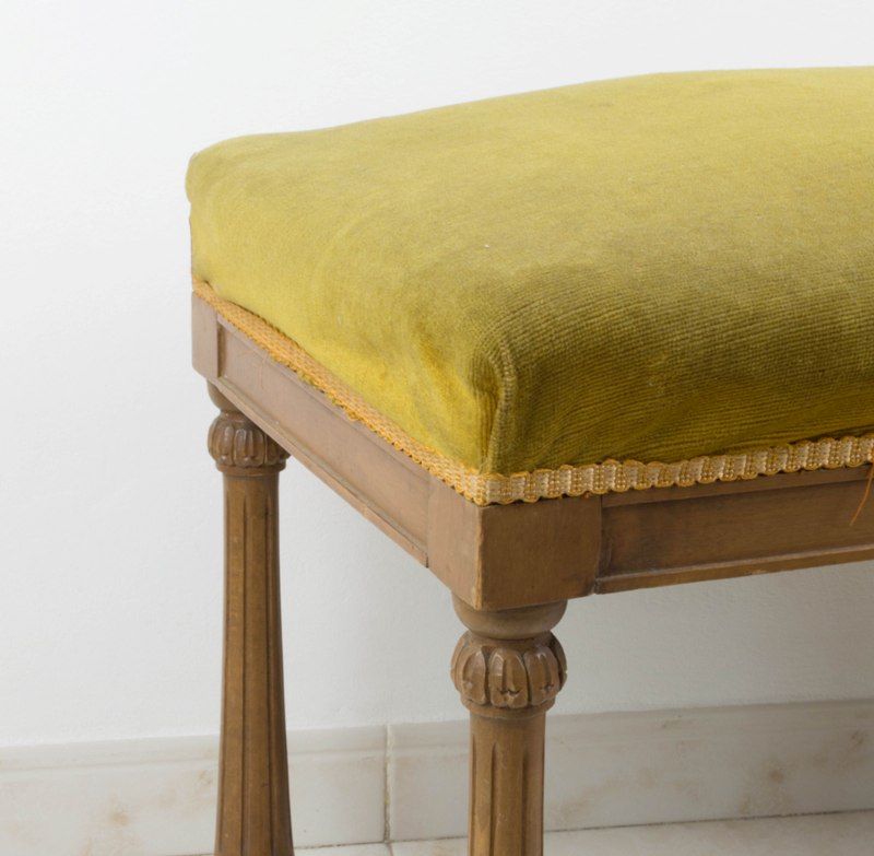 Transformar y retapizar una banqueta de forma tradicional