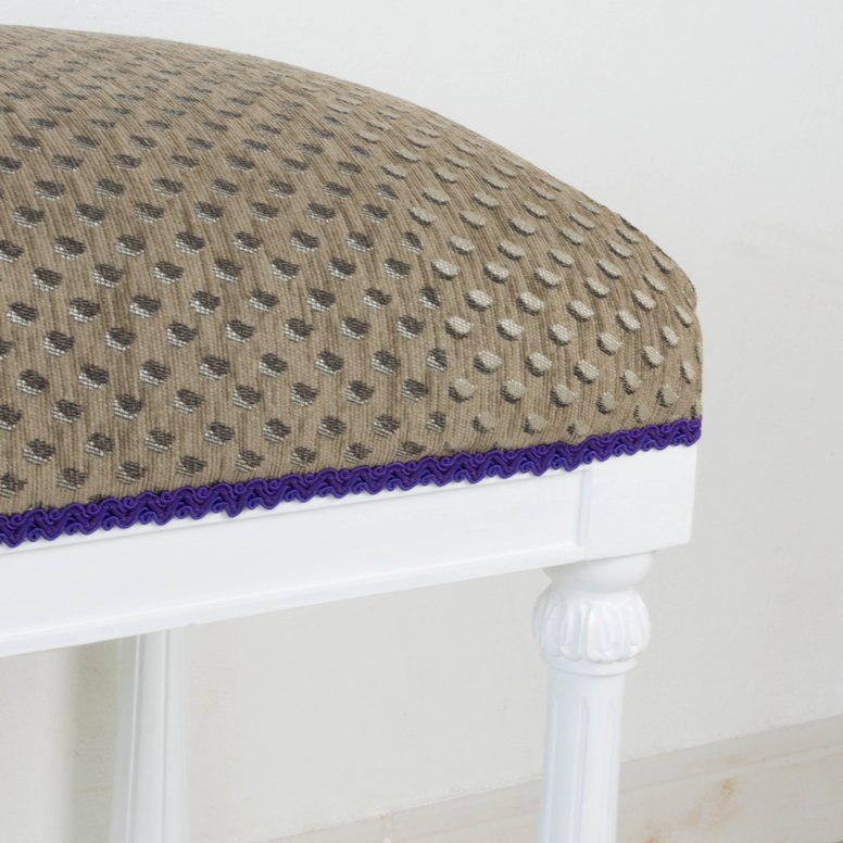 Transformar y retapizar una banqueta de forma tradicional