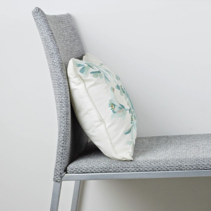 Cómo tapizar unas sillas modernas