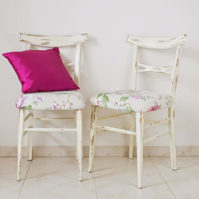 Transformamos unas sillas sencillas en sillas de estilo Tropical Chic