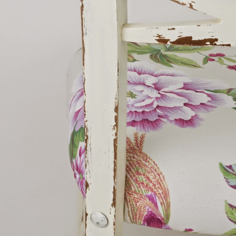 Transformamos unas sillas sencillas en sillas de estilo Tropical Chic