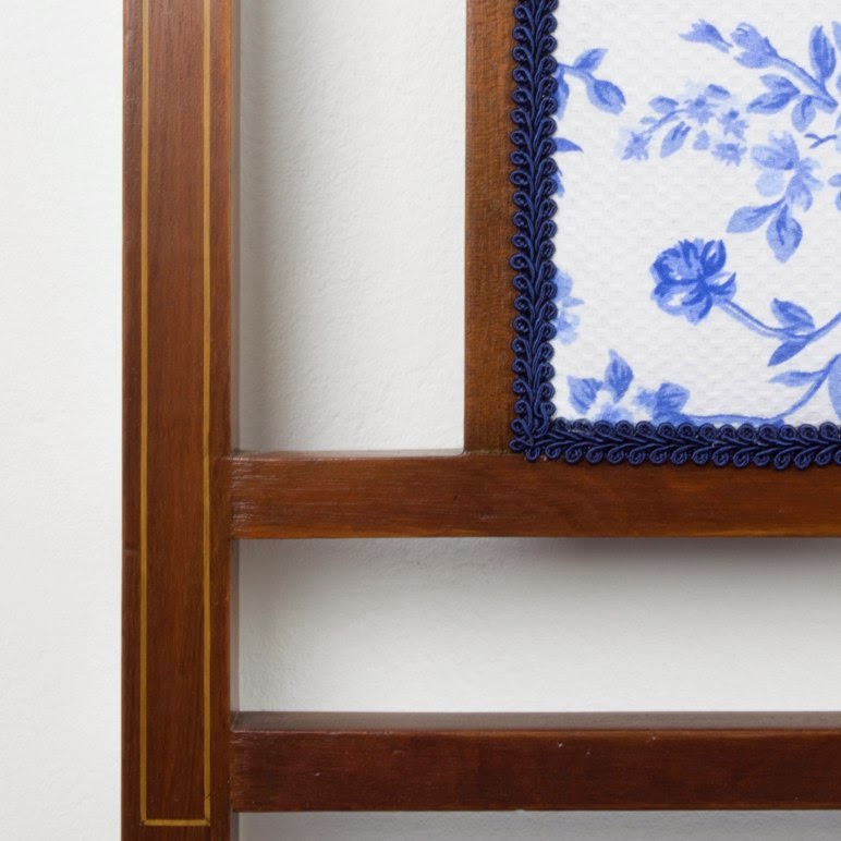 Cómo actualizar una pareja de sillas inglesas de caoba