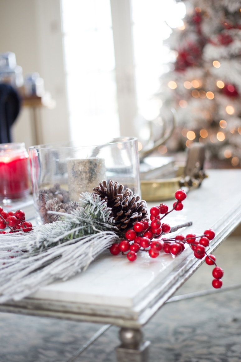 Decora tu casa por Navidad en blanco y rojo