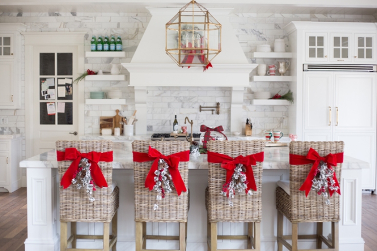 Decora tu casa por Navidad en blanco y rojo
