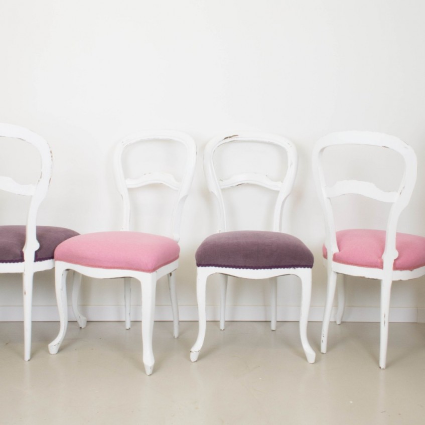 Sillas clásicas y aburridas transformadas en sillas actuales y llenas de color