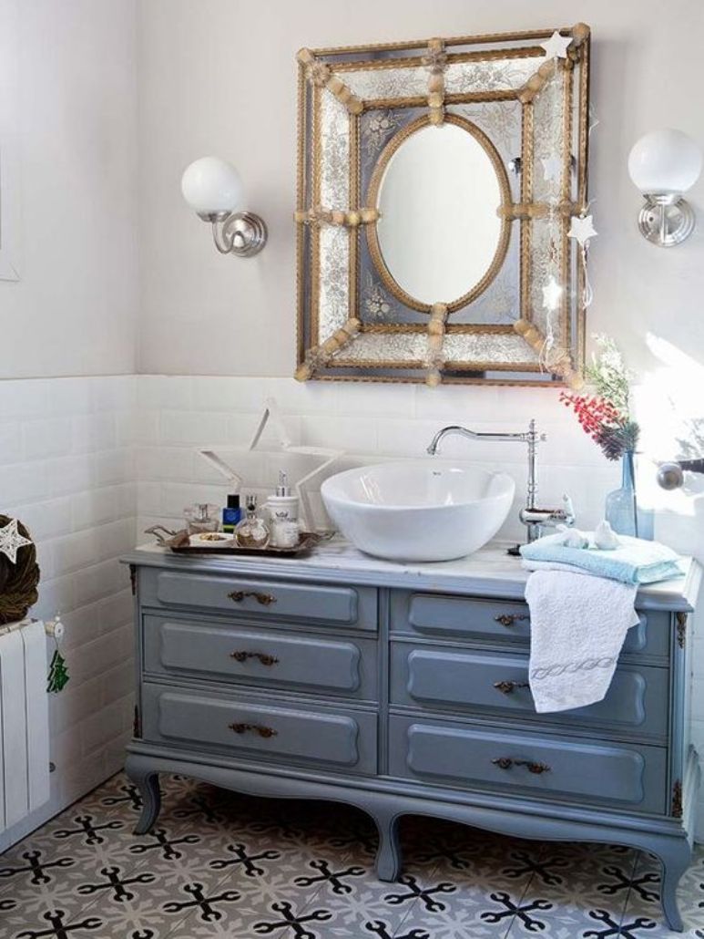 Cómo reutilizar un mueble antiguo como lavabo