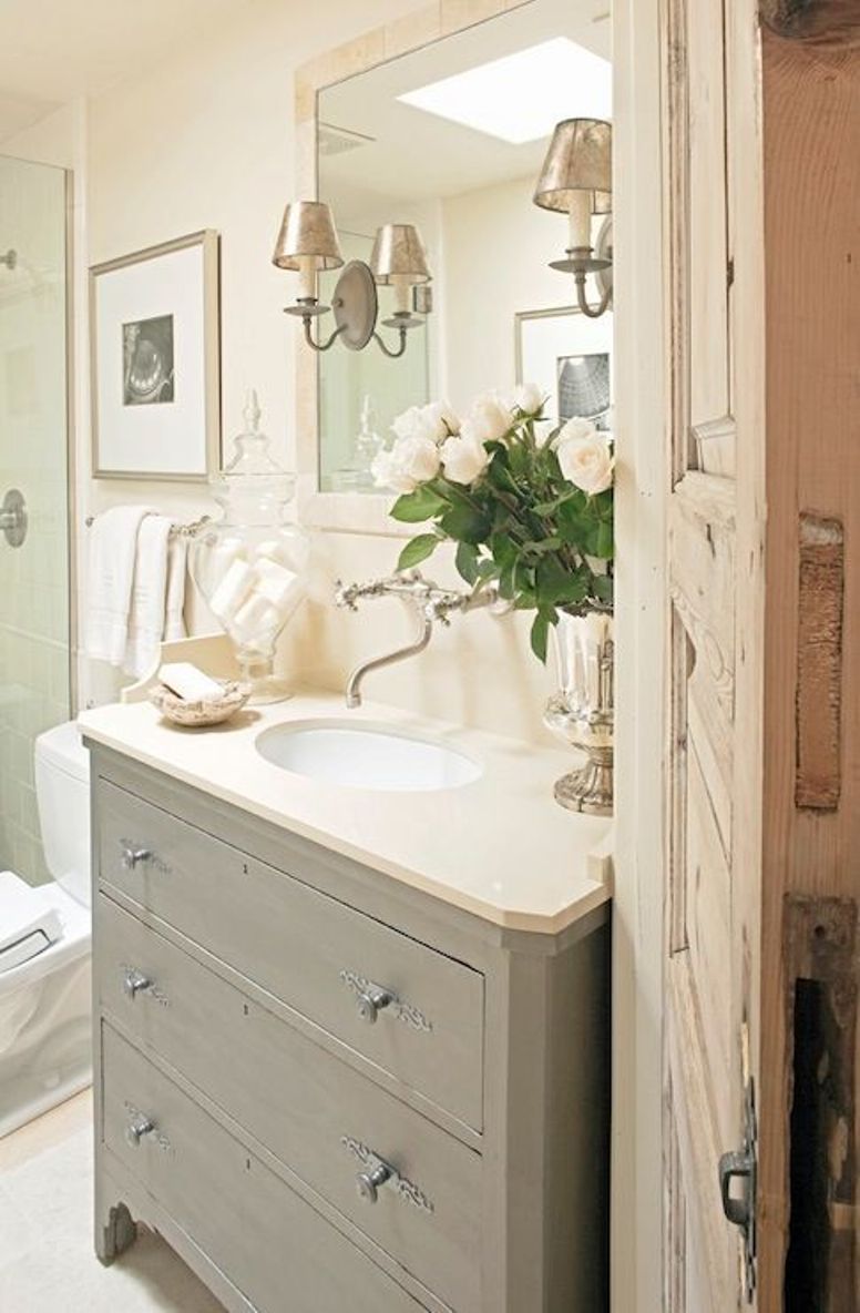 Cómo reutilizar un mueble antiguo como lavabo