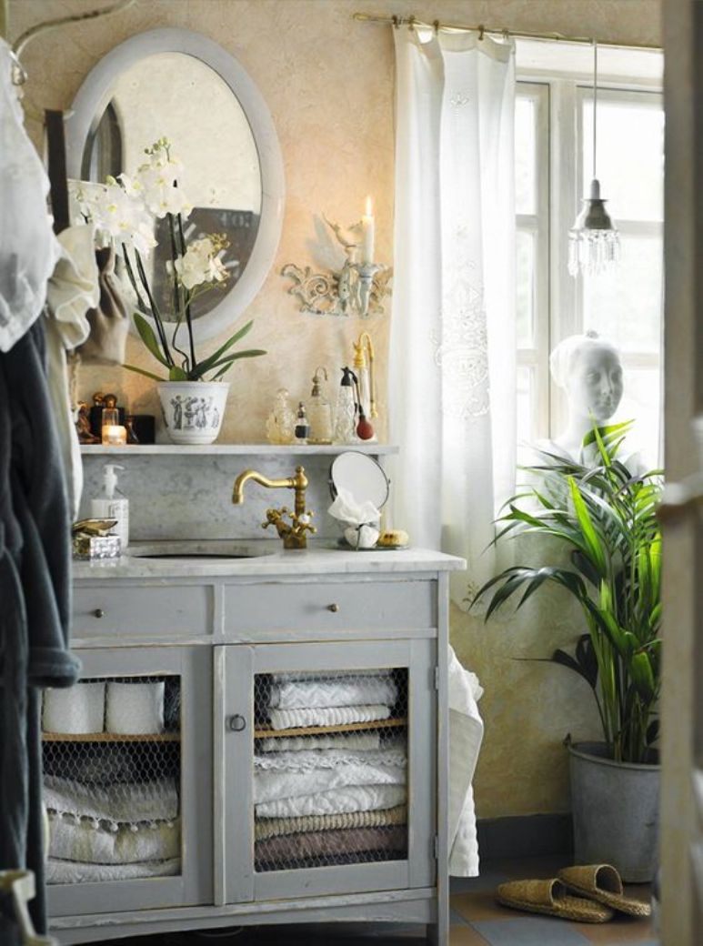 Cómo reutilizar un mueble antiguo como lavabo