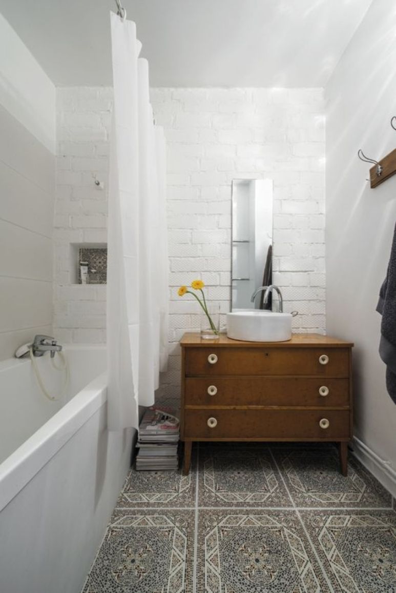 Cómo reutilizar un mueble antiguo como lavabo