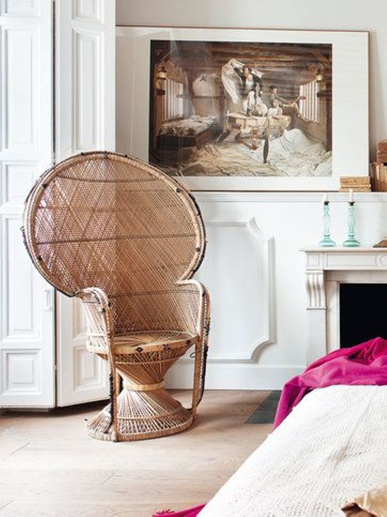 Ideas para decorar con el mítico sillón Emmanuelle