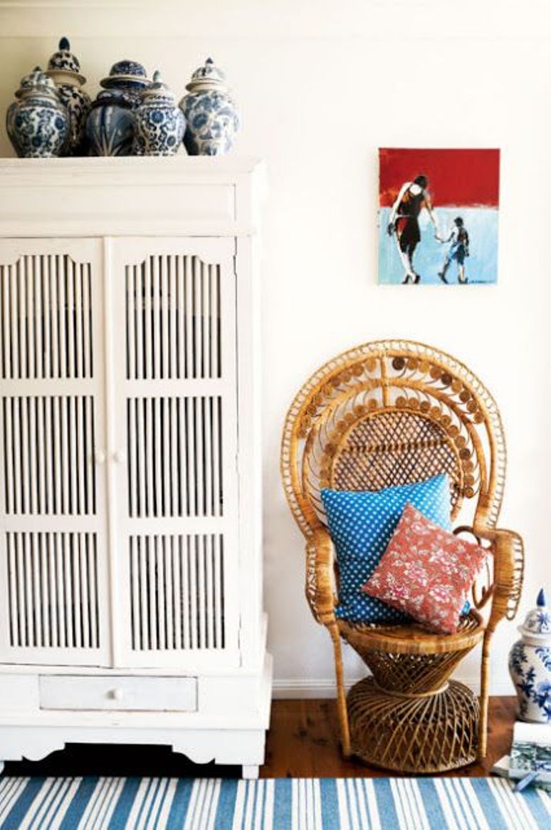 Ideas para decorar con el mítico sillón Emmanuelle