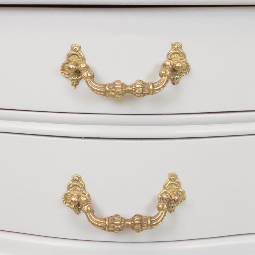 Transformar una mesita de noche con efecto lacado