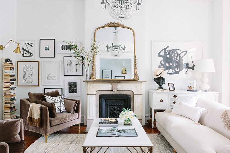 De blanco y muy sofisticada