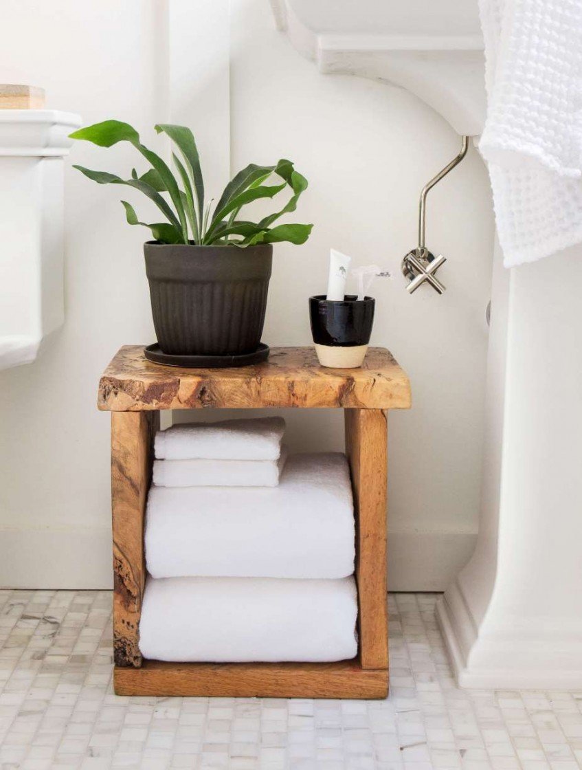 Antes y después de la reforma de un baño pequeño